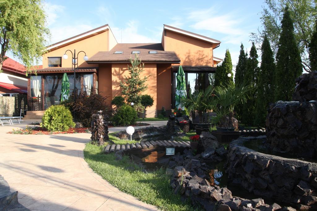 Rixo'S Guesthouse Cîrcea Exterior foto