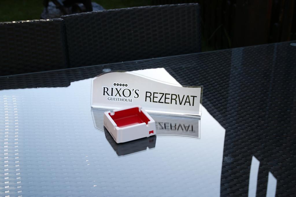 Rixo'S Guesthouse Cîrcea Exterior foto
